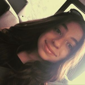 Meet your Posher, Sarai